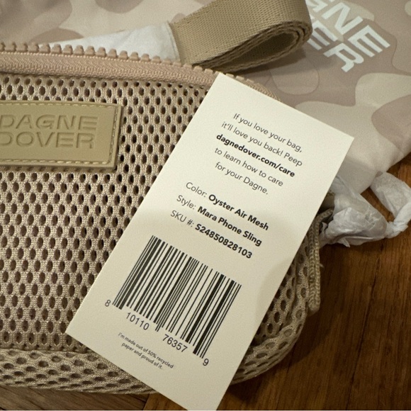 SOLD💟Dagne Dover Women's Mara Phone Sling Crossbody Oyster Air Mesh - Picture 2 of 5